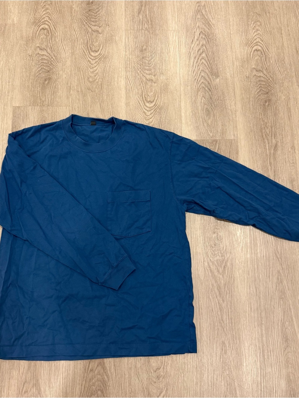 Uniqlo Long Sleeve Crewneck Pocket Tee - Navy Blue